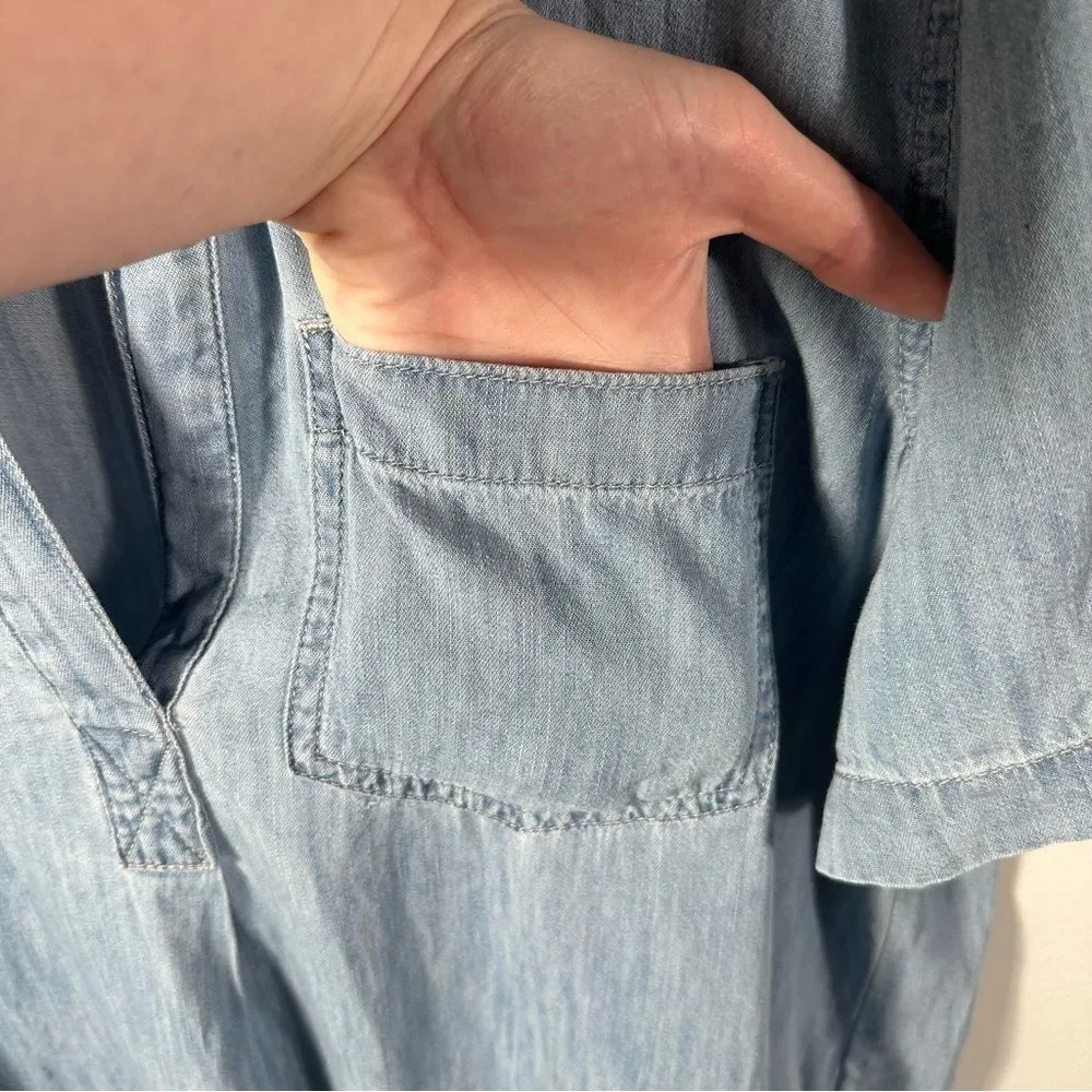 GAP Light Indigo Short Sleeve V-Neck Popover Denim Chambray Dress Size Large